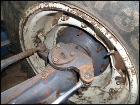 ขาย6640 นิวฮอนแลนด์ สภาพดี หางสามไคเองหลีของใหม่ ยางดีราคาไม่แพง โทร 0925192499 คุณสวน