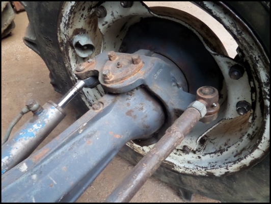 ขาย6640 นิวฮอนแลนด์ สภาพดี หางสามไคเองหลีของใหม่ ยางดีราคาไม่แพง โทร 0925192499 คุณสวน