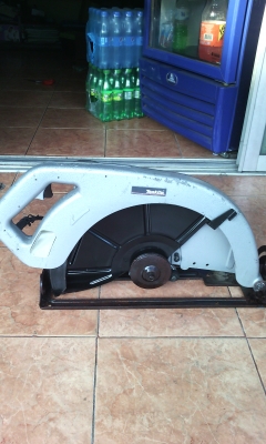 เลื่อยวงเดือนMakita