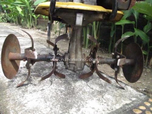 เครื่องพรวนดิน KUBOTA TMA20 รหัสสินค้า : 14001953 หรือเพิ่มเติมไดที่ www.nihonmono.com เครื่องพรวนดิน KUBOTA TMA20 รหัสสินค้า : 14001953 หรือเพิ่มเติมไดที่ www.nihonmono.com