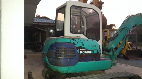 40-8 รถนอกสวย 081-9863811 นุ นครปฐม