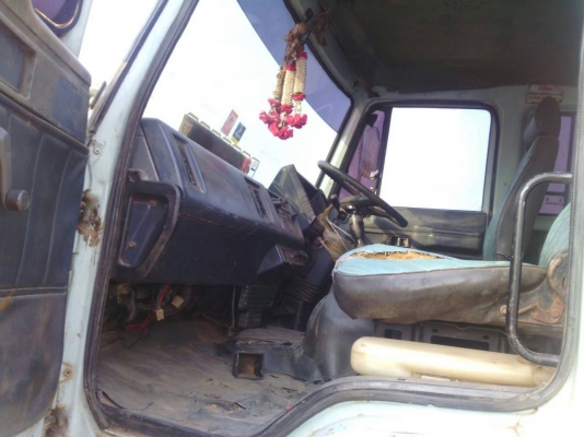 สิบล้อดั้ม อีซูซุ-240นางฟ้า2เพา สภาพเดิมๆสวยจัดทั้งคัน เอกสารทะเบียนพร้อม