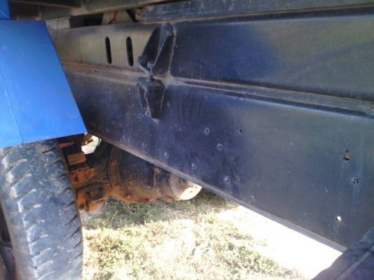 สิบล้อดั้ม อีซูซุ-240นางฟ้า2เพา สภาพเดิมๆสวยจัดทั้งคัน เอกสารทะเบียนพร้อม