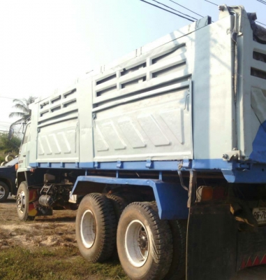 สิบล้อ อีซูซุ-240แรง2เพา นางฟ้าแท้ ดั้มสามมิต สภาพสวยเดิมๆจิ๊บๆทั้งคัน เอกสารทะเบียนพร้อม