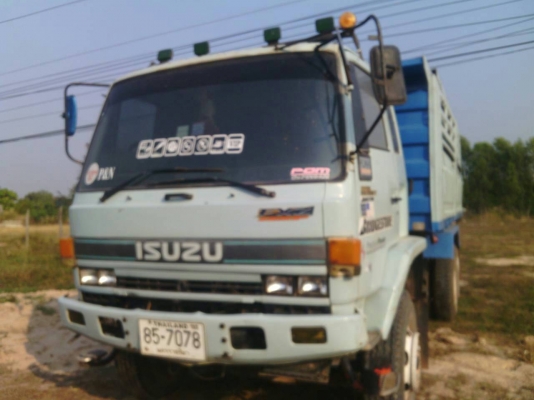 สิบล้อ อีซูซุ-240แรง2เพา นางฟ้าแท้ ดั้มสามมิต สภาพสวยเดิมๆจิ๊บๆทั้งคัน เอกสารทะเบียนพร้อม