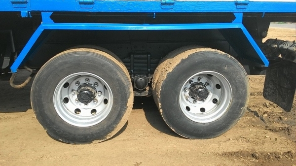 แสงฟ้าเต้นรถ///ขายรถพ่วงHINO-3M ดั้มแม่ลูก เครื่องM10C-240แรงม้า ปี2544 ยางเต็ม แสงฟ้าเต้นรถ///ขายรถพ่วงHINO-3M ดั้มแม่ลูก เครื่องM10C-240แรงม้า ปี2544 ยางเต็ม