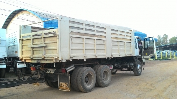 แสงฟ้าเต้นรถ///ขายรถพ่วงHINO-3M ดั้มแม่ลูก เครื่องM10C-240แรงม้า ปี2544 ยางเต็ม แสงฟ้าเต้นรถ///ขายรถพ่วงHINO-3M ดั้มแม่ลูก เครื่องM10C-240แรงม้า ปี2544 ยางเต็ม