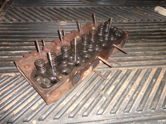 ต้องการซื้อฝาสูบ4BAด่วนครับ