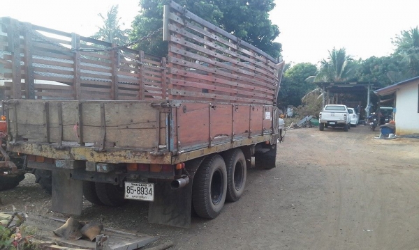 #  ขายแล้วครับ 290000. ขอบคุณเสี่ยจากกาฬสินธิ์ ขอบคุณ truck2hand ครับ ด่วน สิบล้อ 2 เพลาเดิมๆ EH 700  168 HP