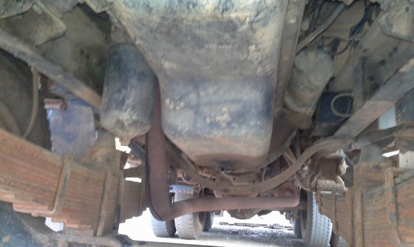 #  ขายแล้วครับ 290000. ขอบคุณเสี่ยจากกาฬสินธิ์ ขอบคุณ truck2hand ครับ ด่วน สิบล้อ 2 เพลาเดิมๆ EH 700  168 HP