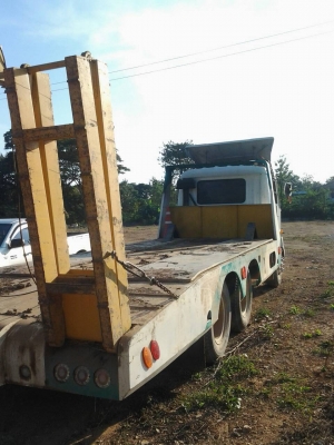 เทเลอร์Mitsubishi Fuso