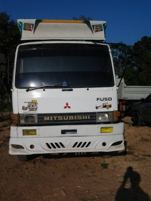 เทเลอร์Mitsubishi Fuso