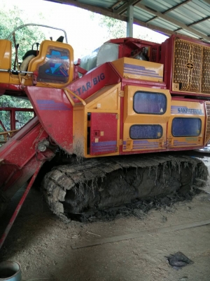 ขายรถเกี่ยวข้าว Star Big เครื่อง jo8c โบพร้อมใช้งานราคา750000