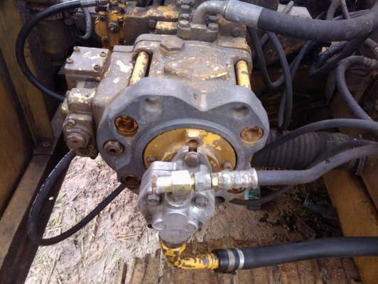 ***ขายแล้วครับขอบคุณ Truck2hand ขายแบ็คโฮ KOBELCO MARK-ll Yutani SK907 /YN-5718 (SK 200 มาร์คทู) เครื่องเดิมปั้มเดิม เครื่อง MITSUBISHI-6D31 6สูบ 135HPแรงดี แน่น ปั้มเดิม K3V ปั้มดีแรงดี ทำงานดี เร็วไม่โหลด เอวแน่นเต็ม ไม่มีแตก ช่วงล่าง70-80\% โซ่ดี แทร็ก7