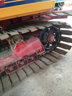 ขายรถเกี่ยวข้าวศักดิ์พัฒนาปี 56เครื่อง jo 8 cเทอโบสวยพร้อมใช้เช็คไว้แล้วราคา1380000