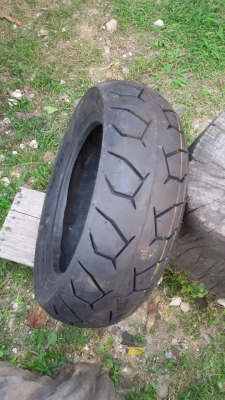 ขายยางขอบ12 เบอร์ 140-70-12 ปี2014 เส้นละ 800 บาท ขายยางขอบ12 เบอร์ 140-70-12 ปี2014 เส้นละ 800 บาท