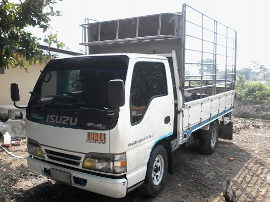 ขาย 4 ล้อ สภาพสวยisuzu NHR69E 100แรงไม่ติดเวลาแอร์เครื่องเสียงครบ