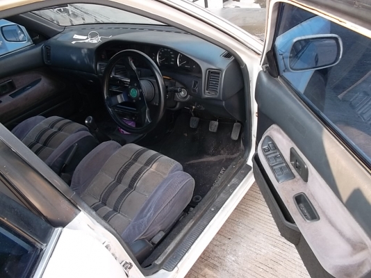 ขายtoyota corolla Ae92 1600.cc ปี1990 เกียร์ธรรมดา เครื่องดีเกียร์ดี ติดแก็สLPG