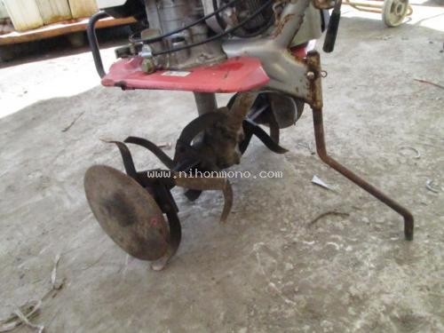 เครื่องพรวนดิน  HONDA     F210   รหัสสินค้า : 14002048  หรือเพิ่มเติมไดที่ www.nihonmono.com