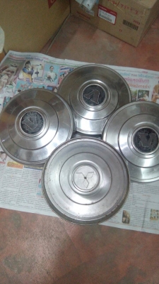 ฝาตบ  Audi / Mitsubishi ตรา Volvo ฝาละ 300