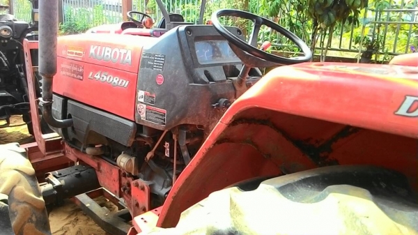 ขายรถไถ KUBOTA   L4508DI พร้อมผานหน้า
