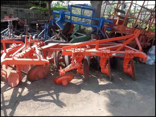 อุปกรณ์ต่อพวงรถไถ มีจำนวนมาก สนใจรุ่นไหน รุ่นใดโทรสอบถามได้เลย