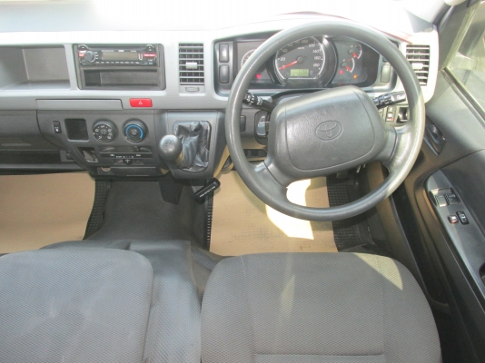 **ขายรถตู้CNG 2011** รถสวยมาก มีเล่มกับตัว  ราคา 729,000 เท่านั้น โทร083-7855268