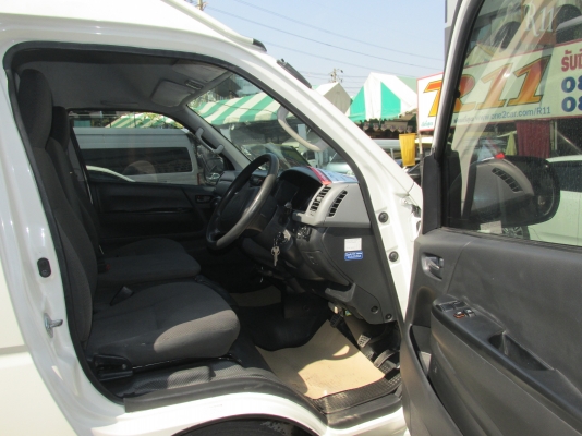 **ขายรถตู้CNG 2011** รถสวยมาก มีเล่มกับตัว  ราคา 729,000 เท่านั้น โทร083-7855268