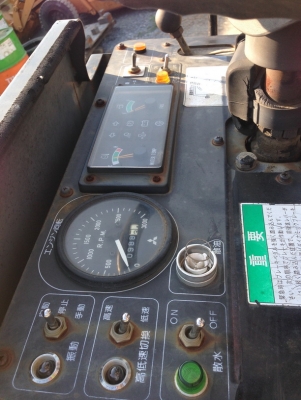 รถบดสั่นสะเทือน 4ตัน Sumitomo รุ่น3 นำเข้าจากญี่ปุ่น มีเอกสารยืนยันแหล่งที่มา ไม่ใช่รถเข้าจากจีนหรืออื่นๆ 086-303-9797 กู๋อ๋า