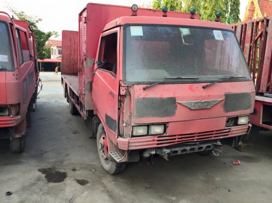 ***ขายแล้วครับขอบคุณ Truck2hand ขาย เหมาๆ 2คัน HINO FB-117 6ล้อ รถห้างแท้ทุกคัน คันที่1.HINO FB112 WO4D-117แรง เกียร์สั้น พ.ธรรมดา เครื่อง/เกียร์/ช่วงล่าง เดิมๆ 5น็อต หน้า-หลัง เบรคลม ยาว4.30ม. หัวเก๋งเดิม คอนโซลครบ /คันที่2.HINO FB113 WO4D-117