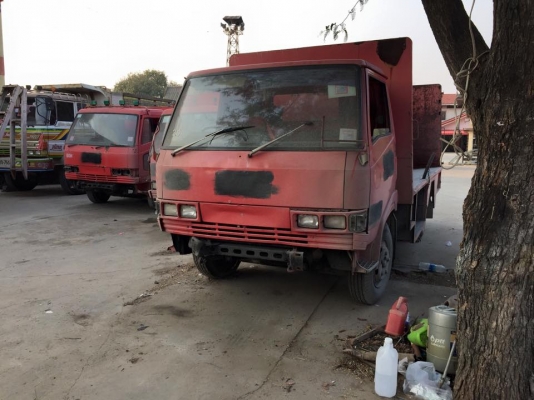 ***ขายแล้วครับขอบคุณ Truck2hand ขาย เหมาๆ 2คัน HINO FB-117 6ล้อ รถห้างแท้ทุกคัน คันที่1.HINO FB112 WO4D-117แรง เกียร์สั้น พ.ธรรมดา เครื่อง/เกียร์/ช่วงล่าง เดิมๆ 5น็อต หน้า-หลัง เบรคลม ยาว4.30ม. หัวเก๋งเดิม คอนโซลครบ /คันที่2.HINO FB113 WO4D-117