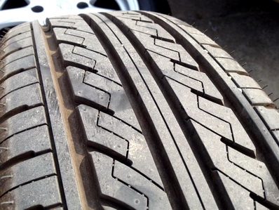 แม็กซ์ 15 Newlancer 4รู114 ยางป้ายแดงใหม่มาก แยกขายได้รายละเอียดด้านในครับ แม็กซ์ 15 Newlancer 4รู114 ยางป้ายแดงใหม่มาก แยกขายได้รายละเอียดด้านในครับ