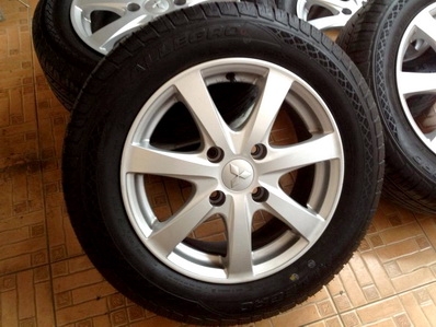 แม็กซ์ 15 Newlancer 4รู114 ยางป้ายแดงใหม่มาก แยกขายได้รายละเอียดด้านในครับ แม็กซ์ 15 Newlancer 4รู114 ยางป้ายแดงใหม่มาก แยกขายได้รายละเอียดด้านในครับ