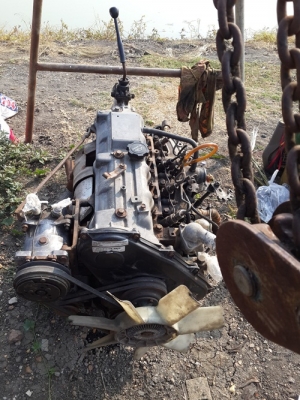 ขายเครื่องดีเซล toyota 2.4 พร้อมเกียร์ สภาพดี