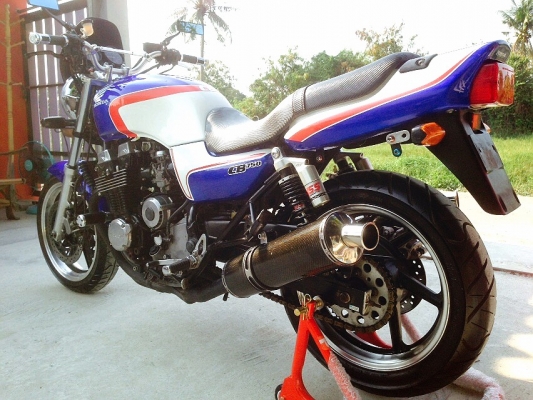 k.เดียวspeed ขอเปิดการขาย Honda CB F750cc.รถพร้อมใช้