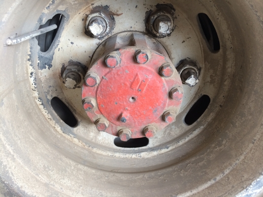 ขายรถดั้มอีซุซุnpr เครื่อง4bd1-115แรง  มีสโลว์jcm  / มีแอร์  F หลัง  กระบะใหม่ทะเบียนพร้อมโอน