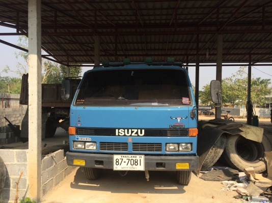 ขายรถดั้มอีซุซุnpr เครื่อง4bd1-115แรง  มีสโลว์jcm  / มีแอร์  F หลัง  กระบะใหม่ทะเบียนพร้อมโอน