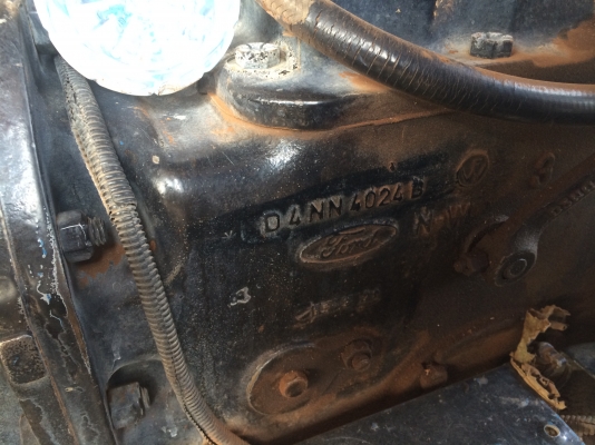 ขายรถไถฟอร์ด 6600เต็มตัวพร้อมใบมีดและผาน3เก่านอกใช้ในไทยปีกว่ารถอยู่ปากช่อง