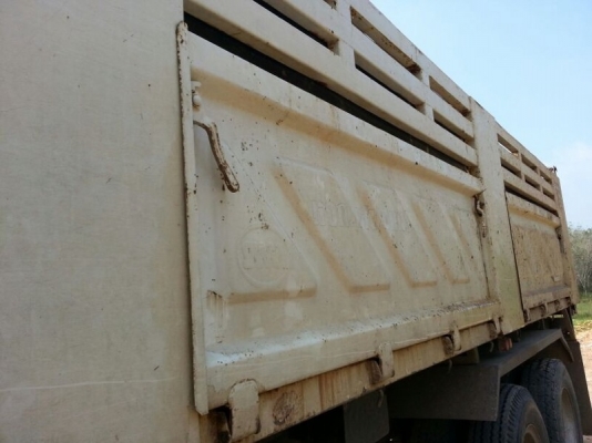 รถฮีโน่ 10 ล้อดั้ม 320 แรงม้า ปี 51. สนใจติดต่อ  081 - 6079515