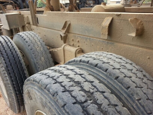 รถฮีโน่ 10 ล้อดั้ม 320 แรงม้า ปี 51. สนใจติดต่อ  081 - 6079515