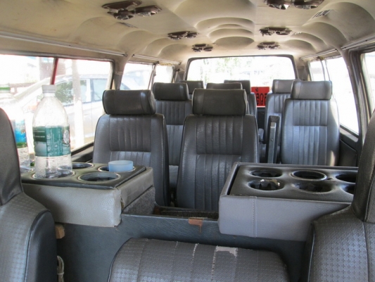 รถตู้ นิสสัน URVAN สภาพพร้อมใช้ รถตู้ นิสสัน URVAN สภาพพร้อมใช้