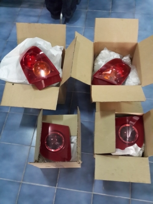 ขายไฟท้าย มาสด้า 3 สีแดง ของแท้