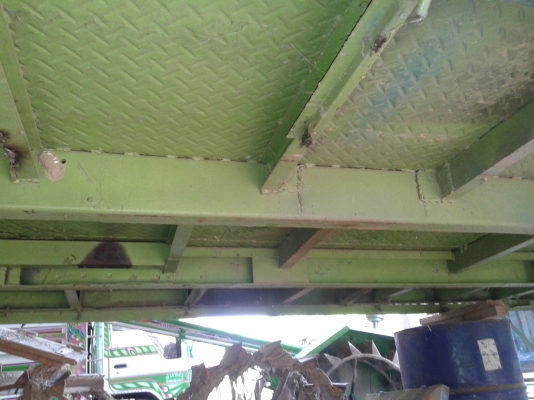 ขายกะบะดั้มของโตโยต้าไดน่า300 หรือใส่กับรุ่น NKR