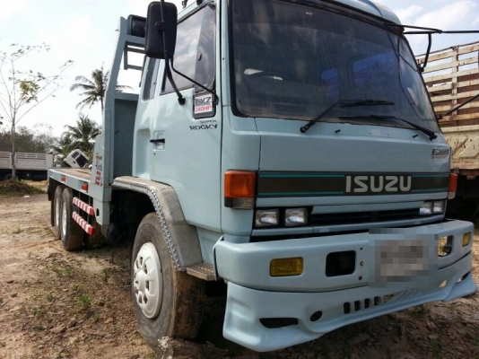 รถอีซูซุ 10 ล้อ ท้ายลาด 240  แรงม้า. ปี 36   สนใจติดต่อ 081 - 6079515