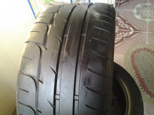 ขายยางเทพๆ245/40/17 re11