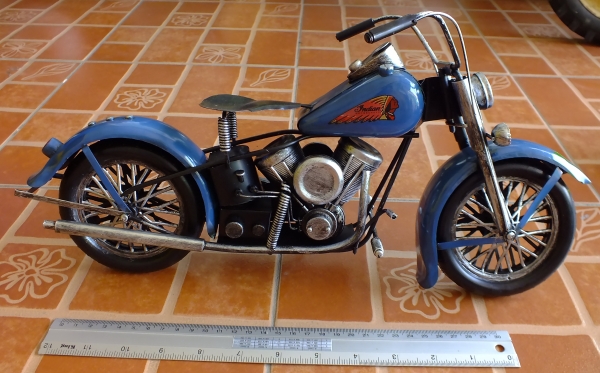 โมเดลมอเตอร์ไซค์คลาสสิค งานสังกะสีมอเตอร์ไซค์อินเดียน โมเดลมอเตอร์ไซค์คลาสสิค งานสังกะสีมอเตอร์ไซค์อินเดียน