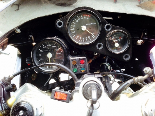 k.เดียวspeed ขอเปิดการขาย Honda NC30ทะเบียนไม่ขาดต่อ