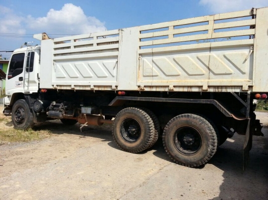 รถอีซูซุ  10 ล้อดั้ม FXZ  270 แรงม้า. ปี 50  ( รถวิ่ง 2xx,xxx กว่า กม. )  สนใจติดต่อ 081 - 6079515