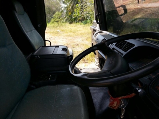 รถอีซูซุ  10 ล้อดั้ม FXZ  270 แรงม้า. ปี 50  ( รถวิ่ง 2xx,xxx กว่า กม. )  สนใจติดต่อ 081 - 6079515