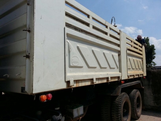 รถอีซูซุ  10 ล้อดั้ม FXZ  270 แรงม้า. ปี 50  ( รถวิ่ง 2xx,xxx กว่า กม. )  สนใจติดต่อ 081 - 6079515